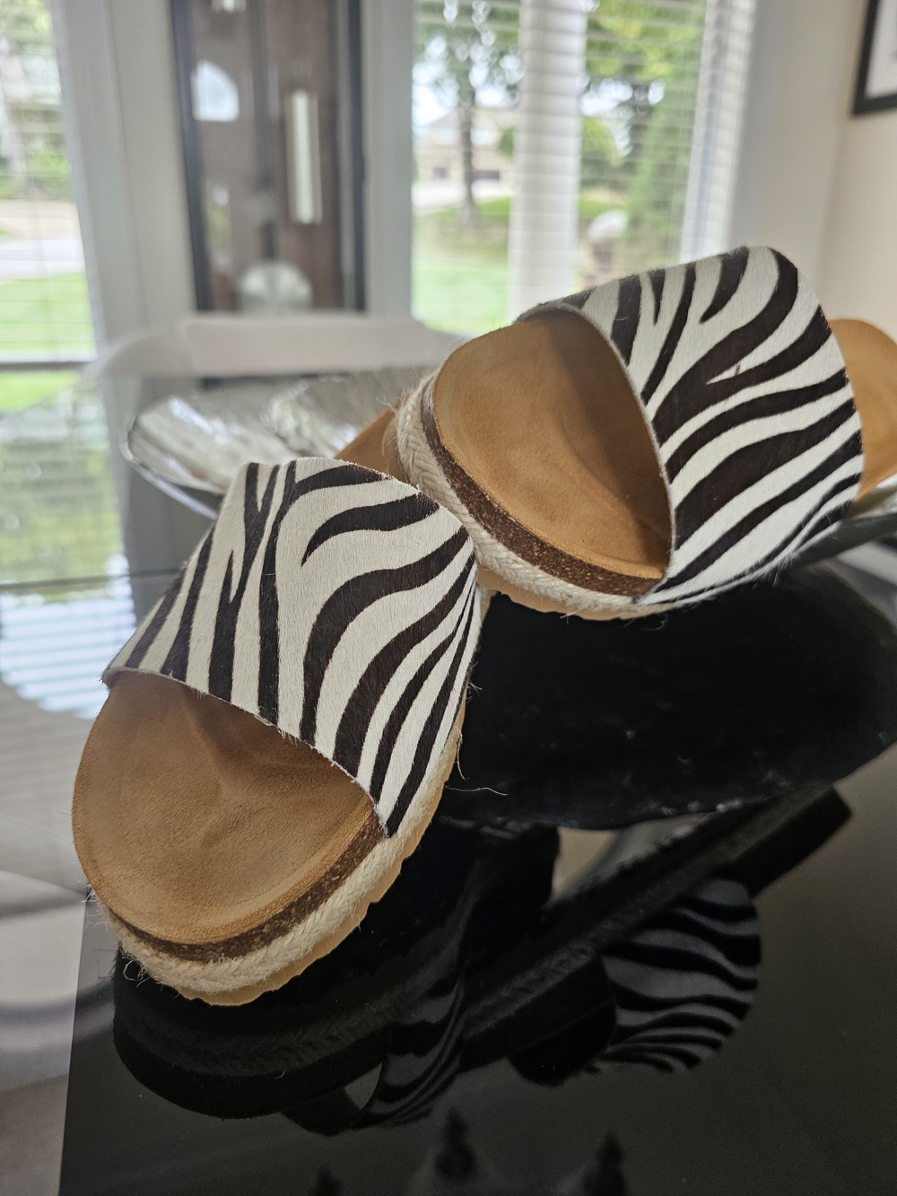 Women's Zebra Print Slide Sandals - Black & White